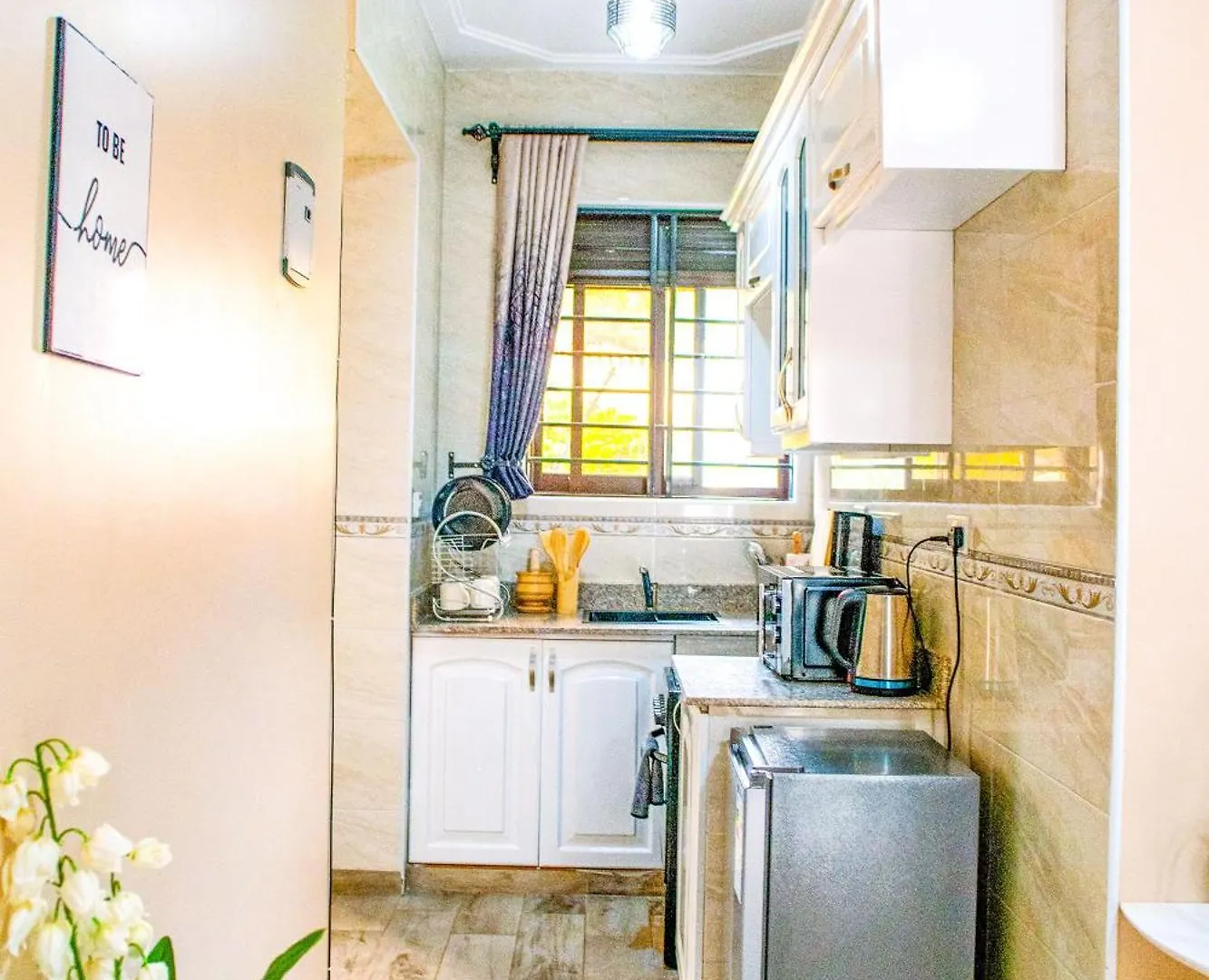 Cozy & Modern Apartment Kampala